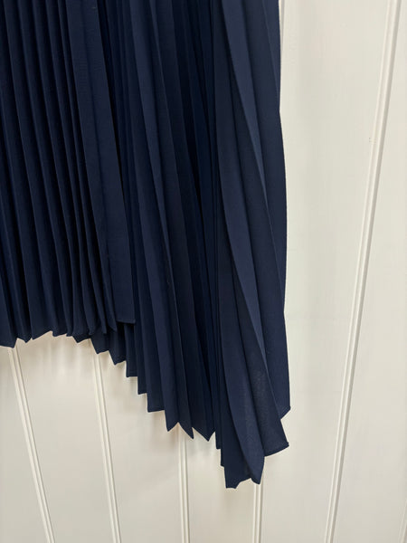 Attic and Barn Pleated Skirt