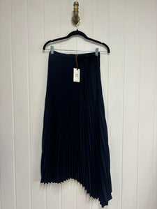 Attic and Barn Pleated Skirt